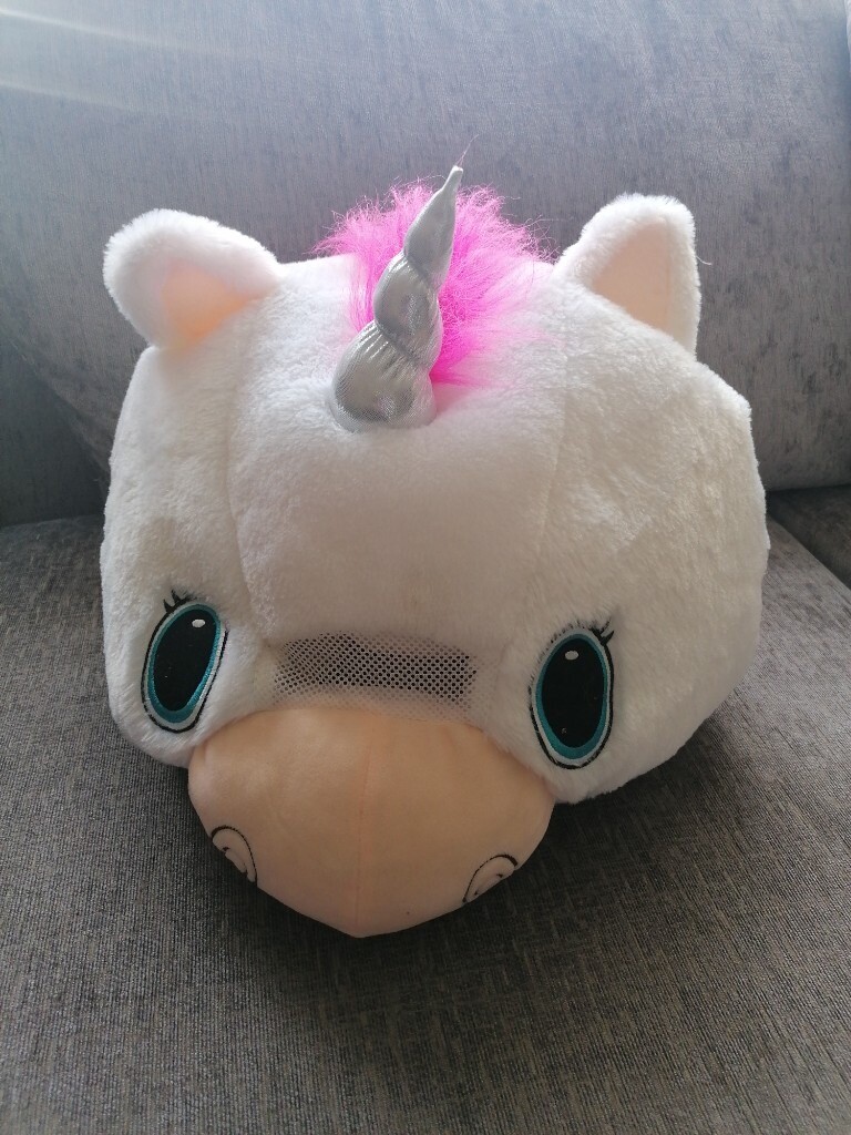 smyths unicorn head